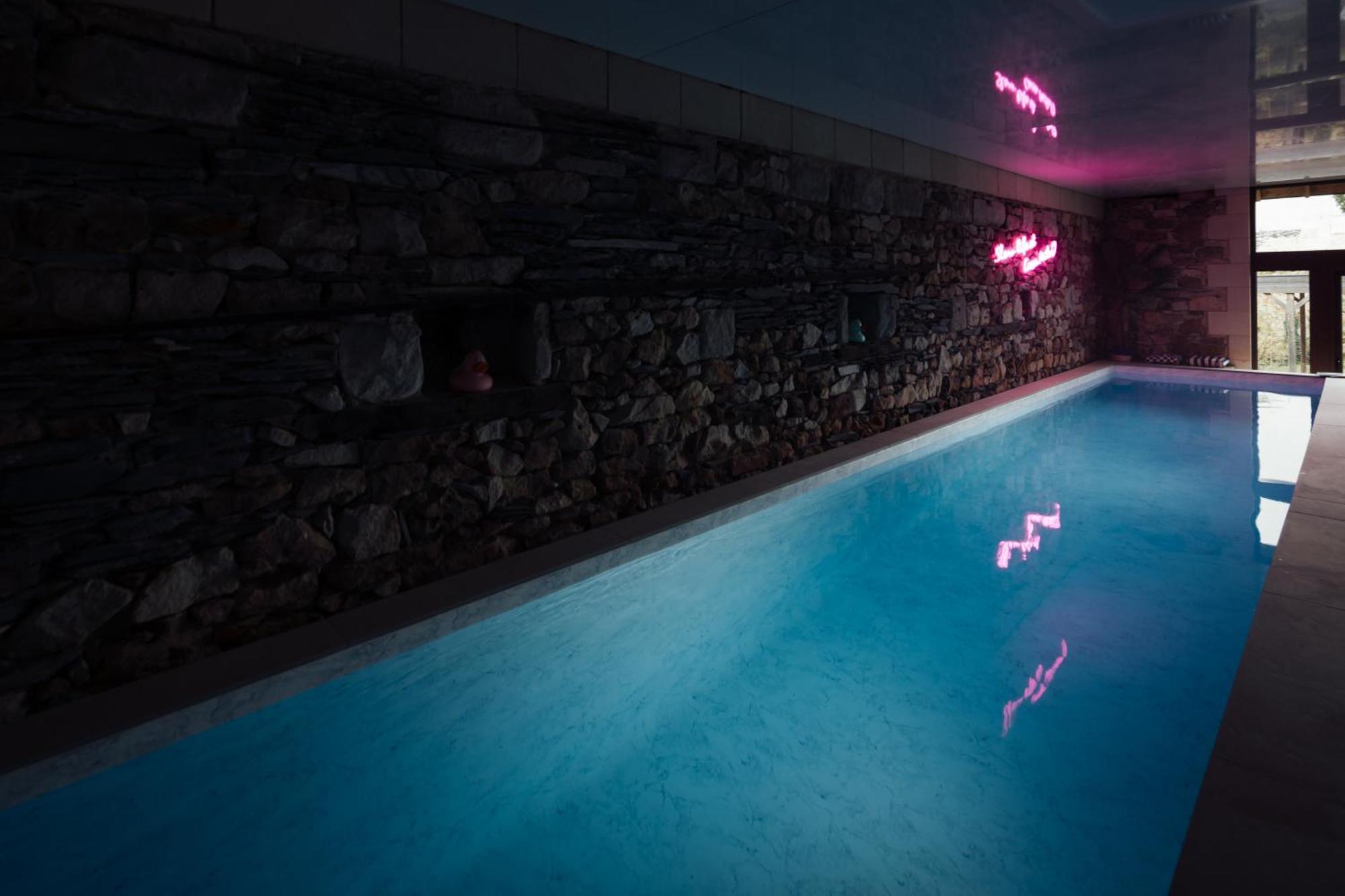 Casa Mila & Spa - Maison D'Hotes Raffinee Vue Loire, Spa & Piscine Saint-Mathurin  Экстерьер фото